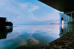 函館湯の川温泉　海と灯／ヒューイットリゾート